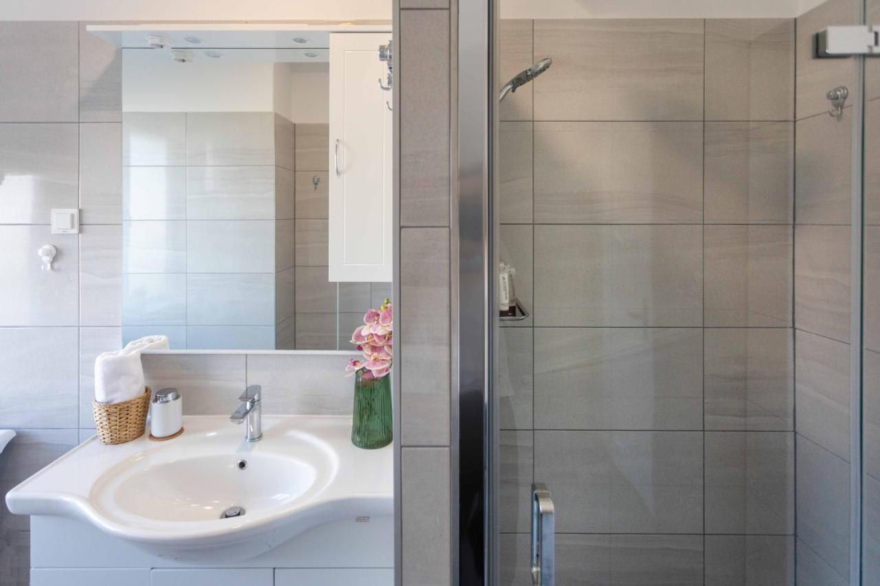 Spacious 2Bdr Apartment- Skyline View ザグレブ エクステリア 写真