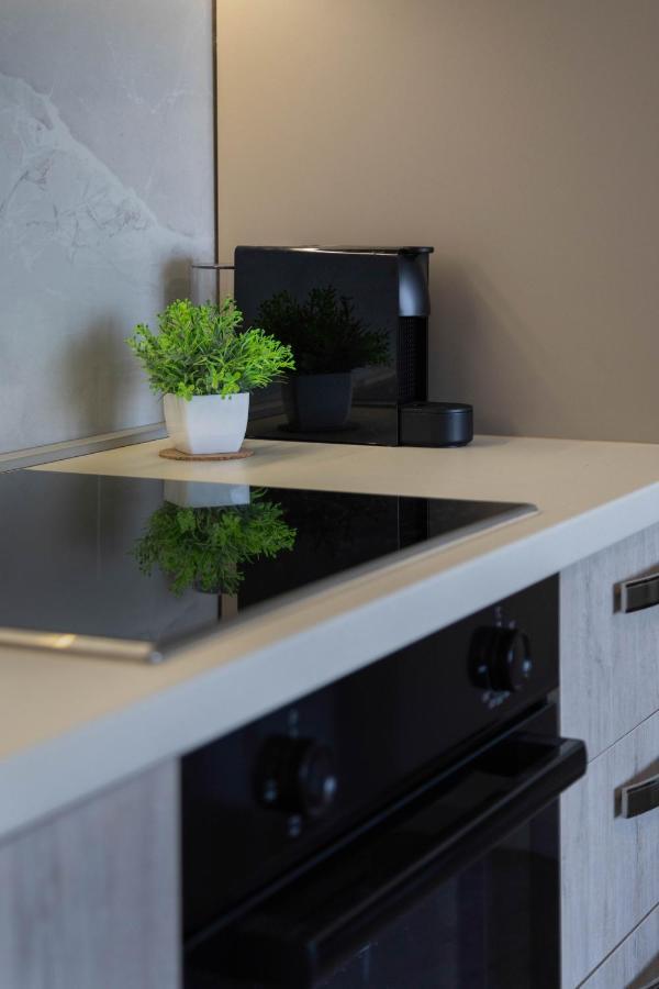 Spacious 2Bdr Apartment- Skyline View ザグレブ エクステリア 写真