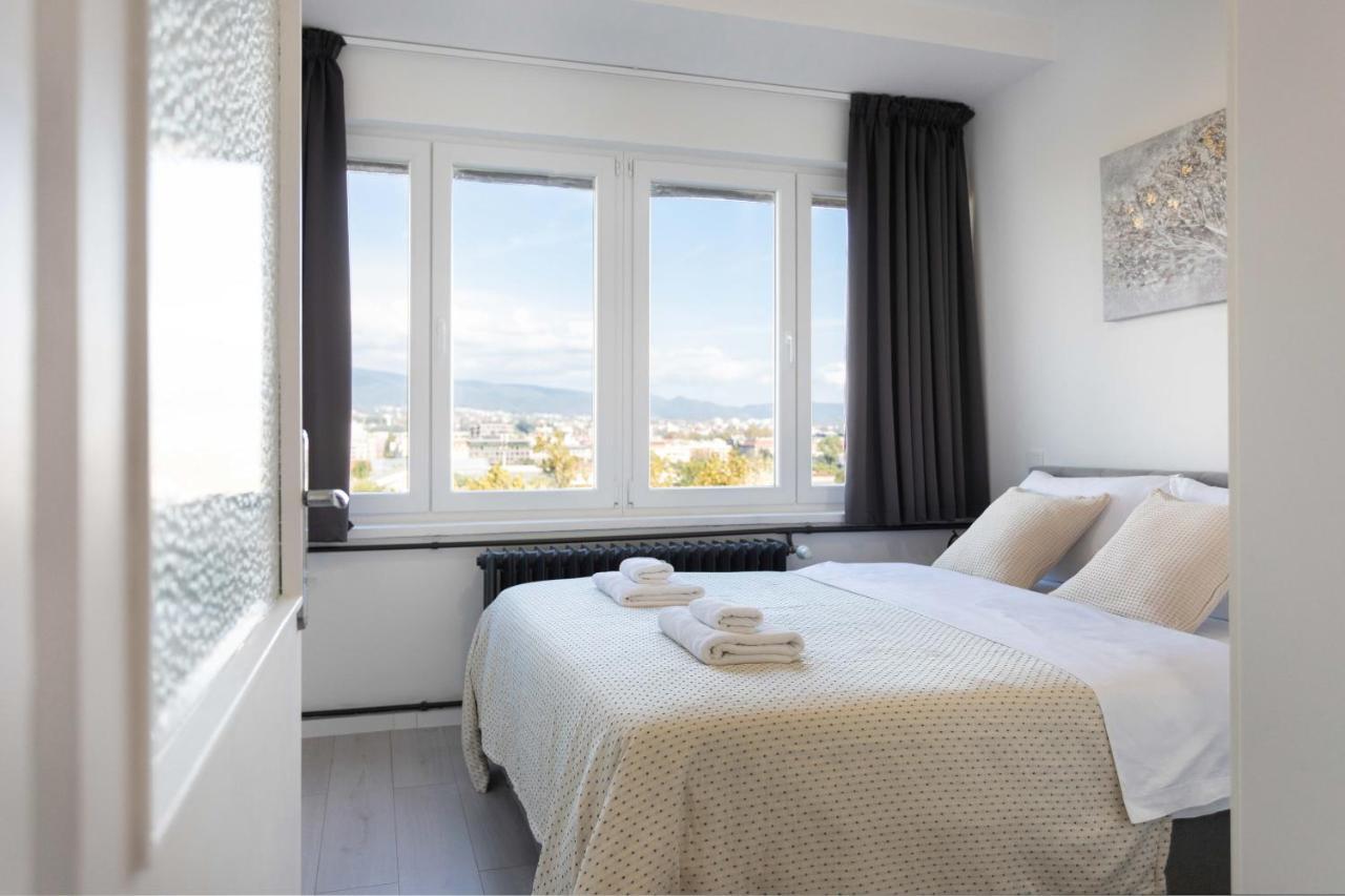 Spacious 2Bdr Apartment- Skyline View ザグレブ エクステリア 写真