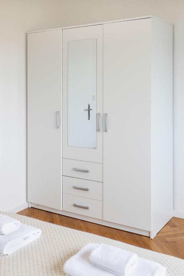 Spacious 2Bdr Apartment- Skyline View ザグレブ エクステリア 写真