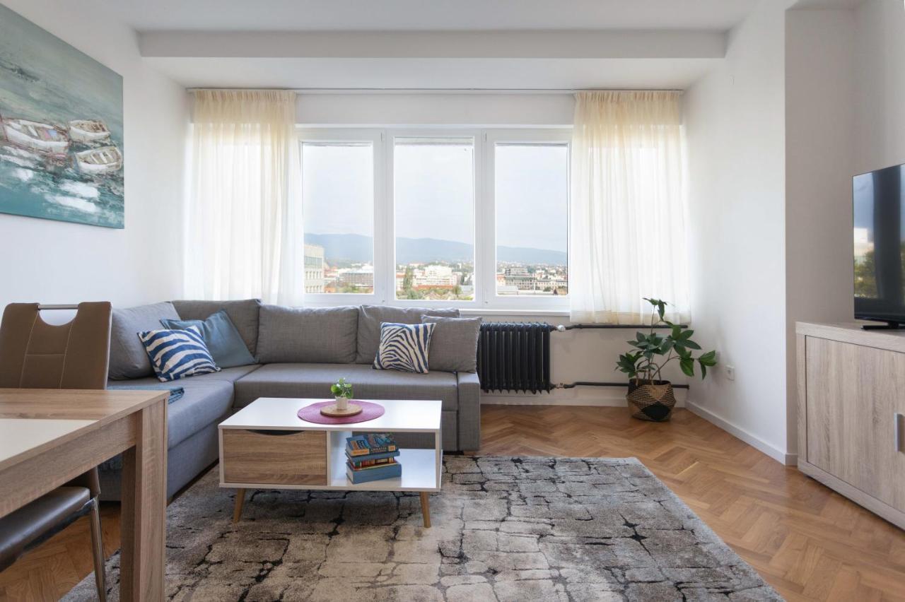 Spacious 2Bdr Apartment- Skyline View ザグレブ エクステリア 写真