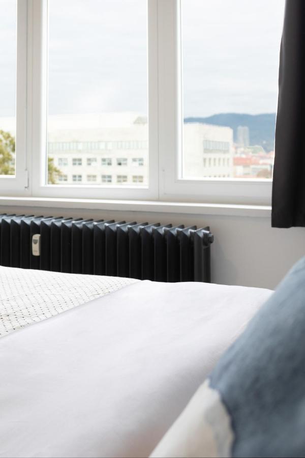 Spacious 2Bdr Apartment- Skyline View ザグレブ エクステリア 写真
